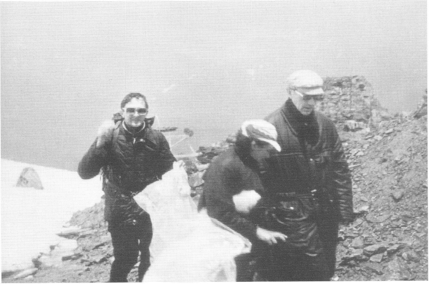Su alpinistais Šcheldos viršukalnėje.